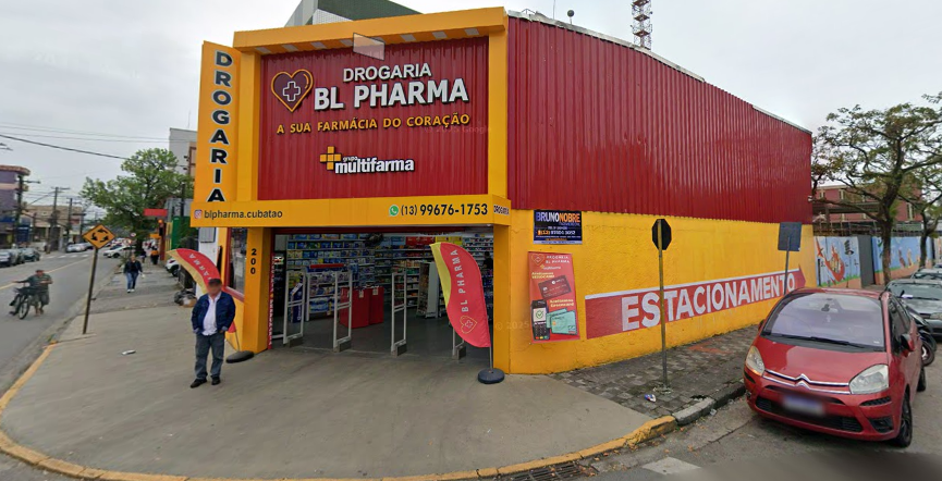 Interior da Farmácia BL Pharma